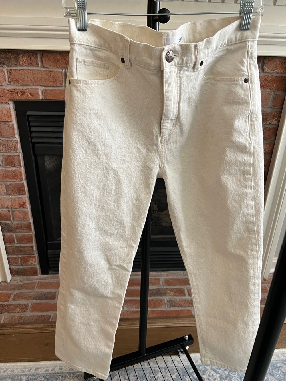 LOFT White Cropped Ankle Jeans